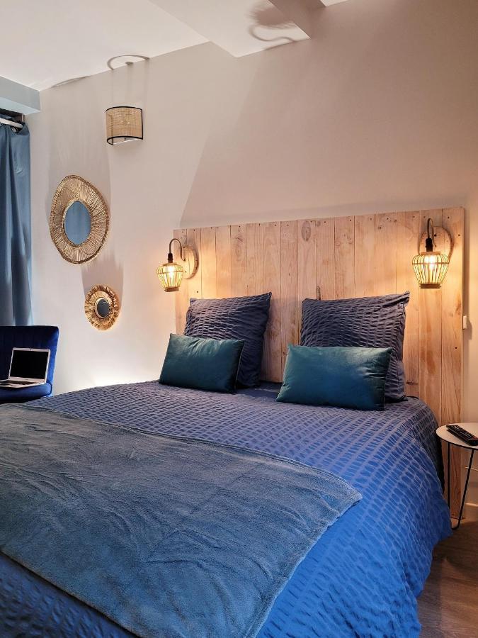 L'établissement LA PLAGE A 2 PAS , vous propose 4 appartements neufs avec services , lits faits à votre arrivée , serviettes de toilette , ménage , Wifi , en hyper centre , Vue mer à 50m , tout est accessible à pied Dieppe Exterior foto